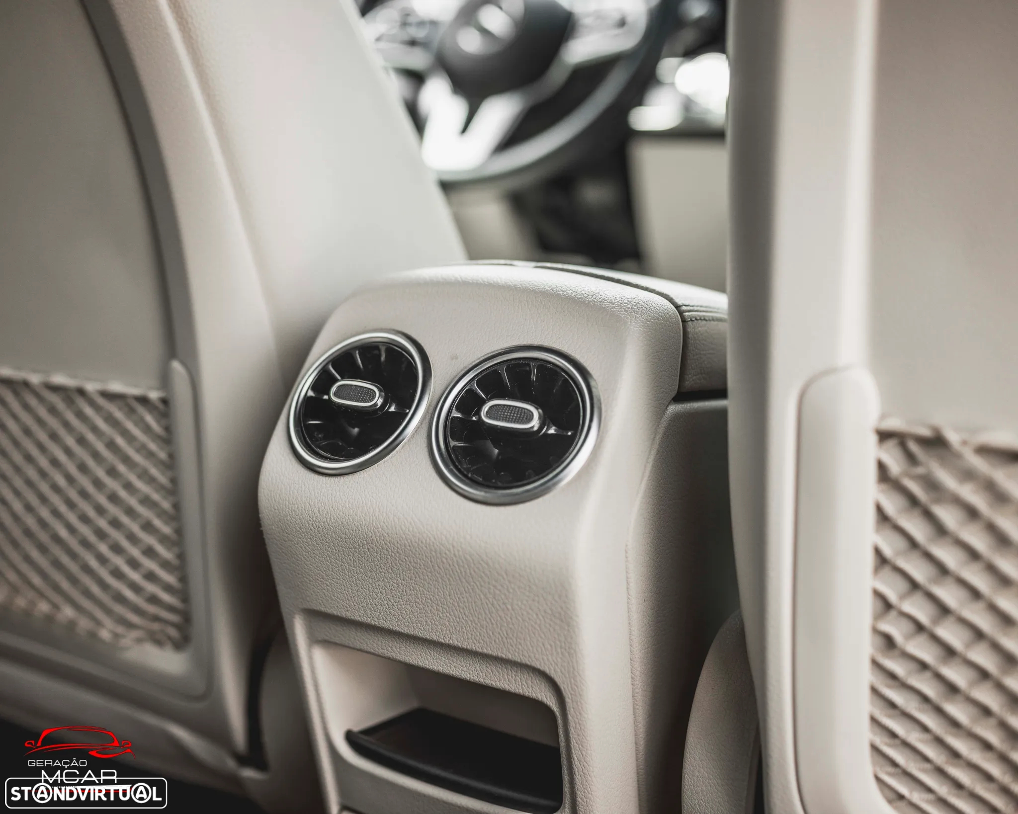 Mercedes-Benz GLB 180 - 13