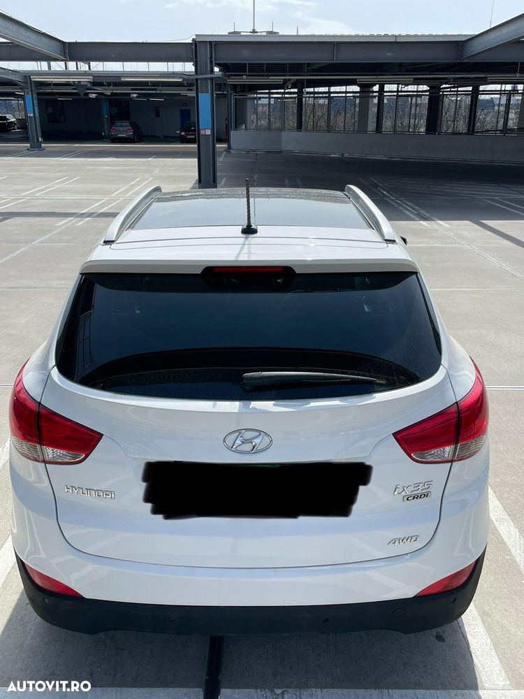 Hyundai ix35 2.0 CRDI 4WD Automatik Premium - 4