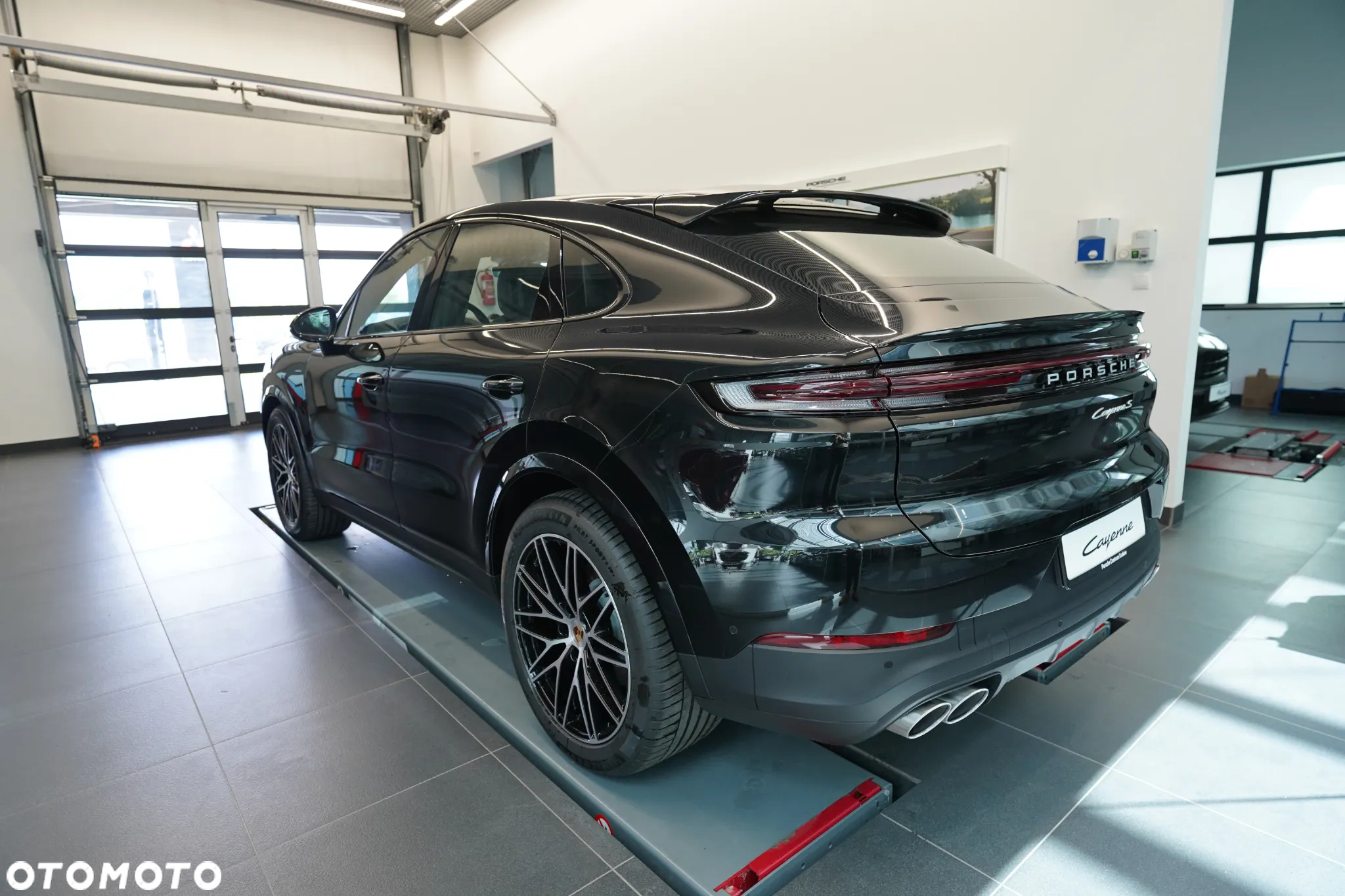 Porsche Cayenne Coupe S - 2