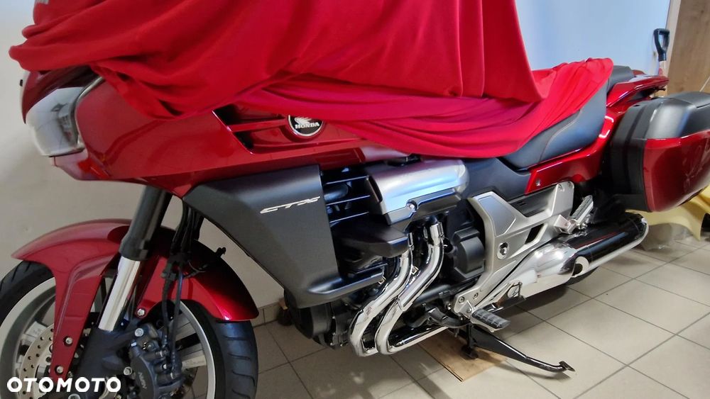 Honda CTX - 2