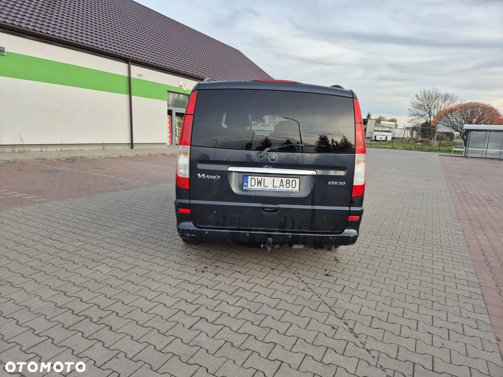 Mercedes-Benz Viano - 11