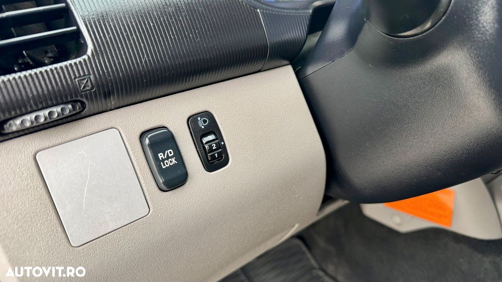 Mitsubishi L200 - 16