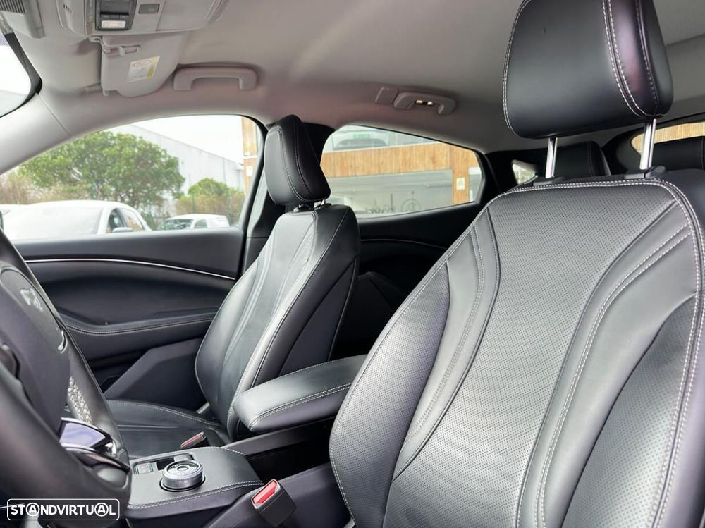 Ford Mustang Mach-E Standard - 28