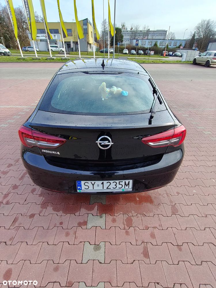 Opel Insignia - 11