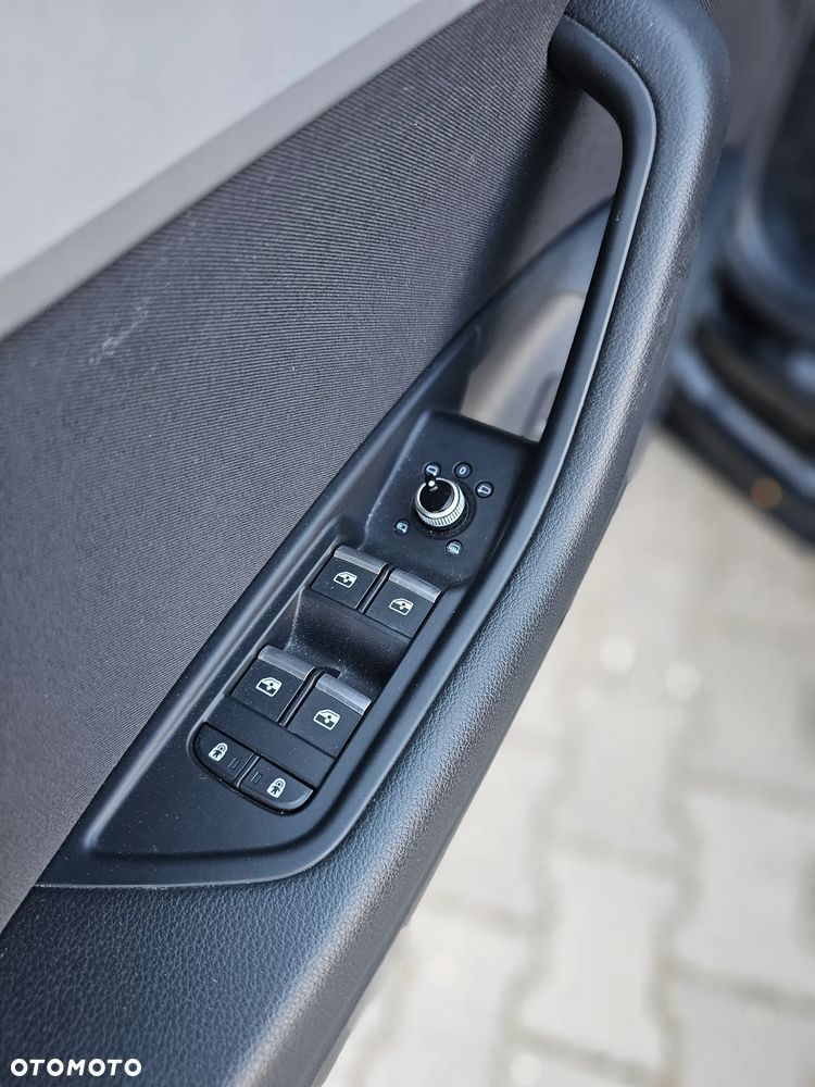 Audi A4 Avant 35 TFSI S tronic advanced - 20