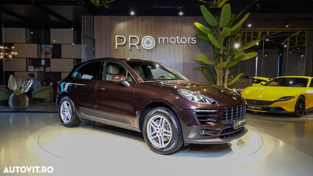 Porsche Macan - 2