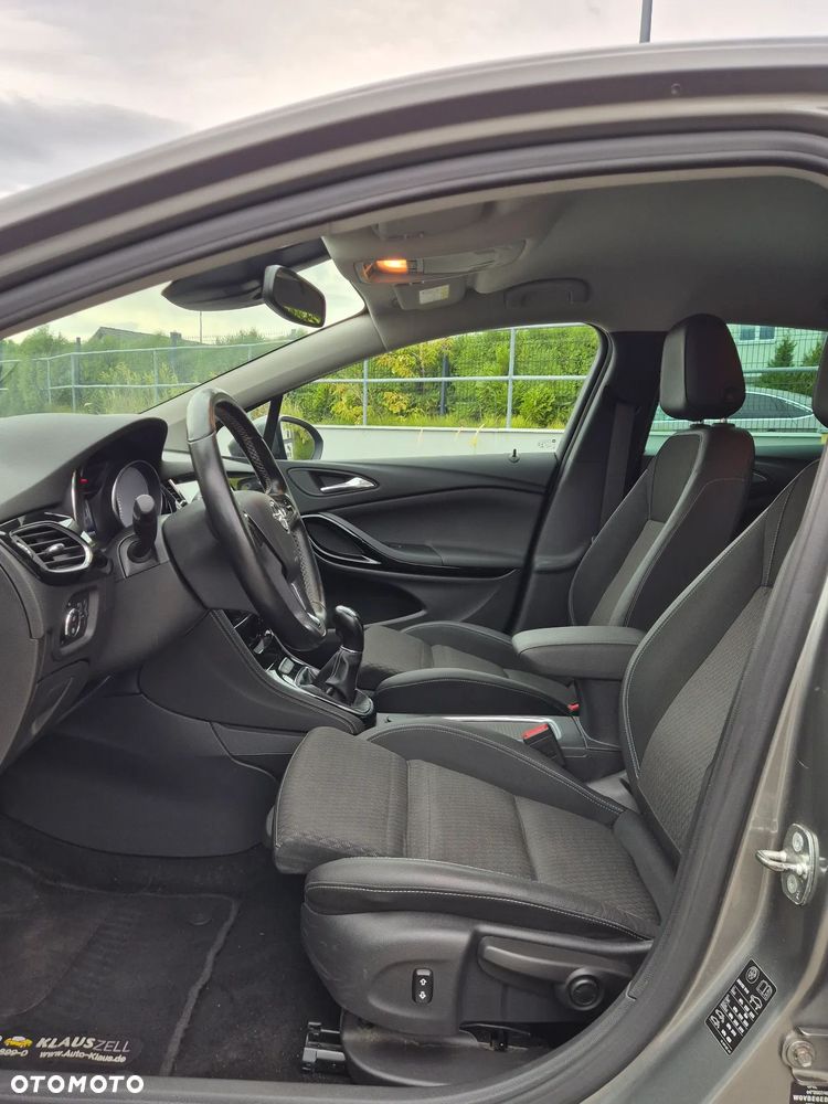Opel Astra 1.4 Turbo Innovation - 14