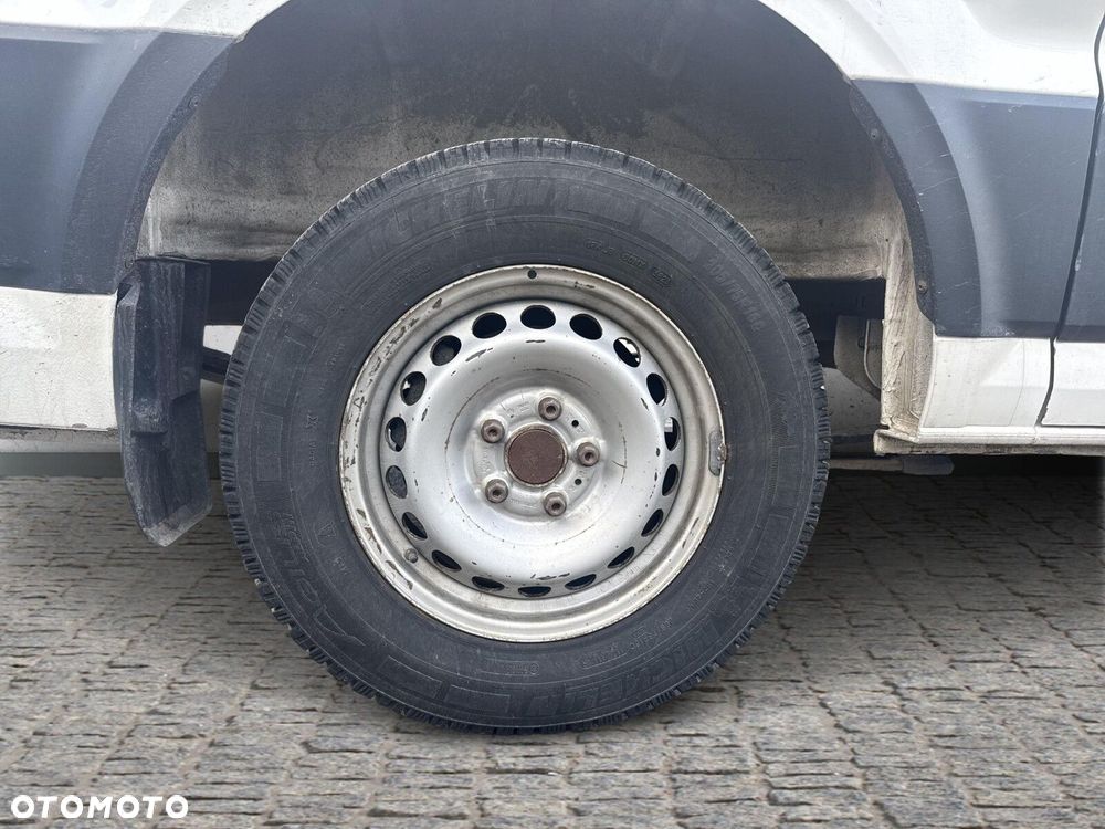 Volkswagen Crafter - 21