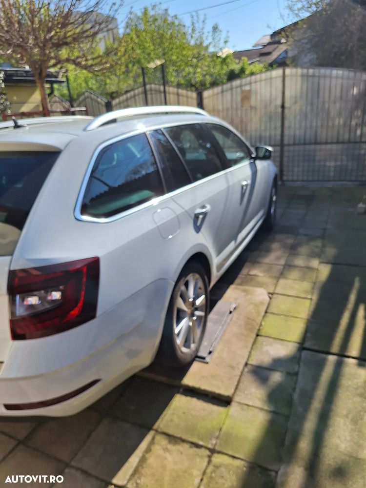 Skoda Octavia 2.0 TDI DSG Tour - 15