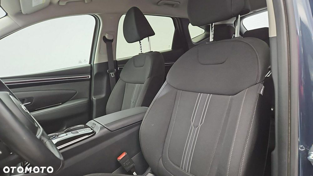 Hyundai Tucson 1.6 T-GDi HEV Executive 2WD - 11