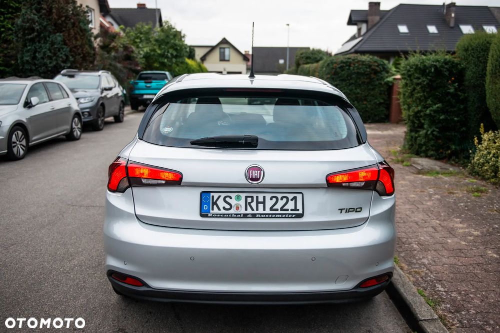 Fiat Tipo 1.4 T-Jet 16v Easy - 13