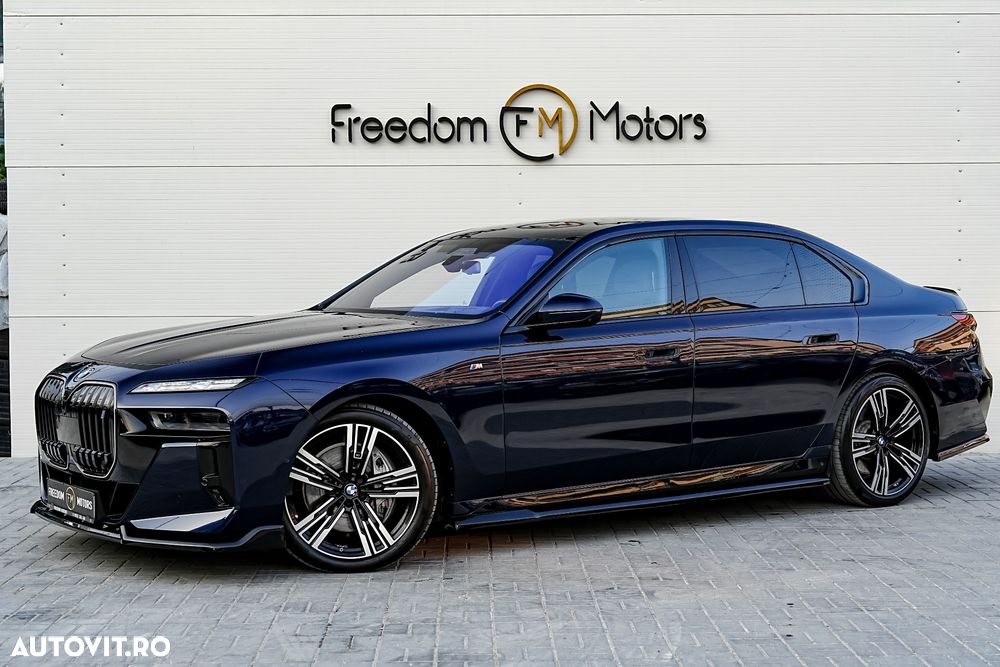 BMW i7 M70 xDrive - 7