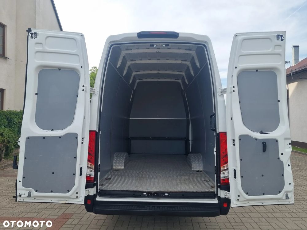 Iveco Daily 35s18 Max 7-osobowy Brygadówka  Salon Polska F-vat23% - 15