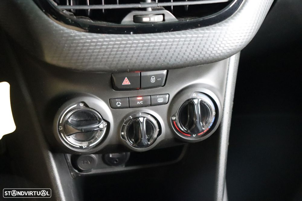 Peugeot 2008 1.2 PureTech Style - 14