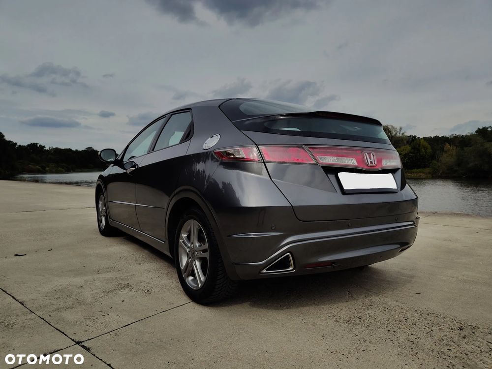 Honda Civic 1.4 i-VTEC Sport 40 Jahre Edition - 6