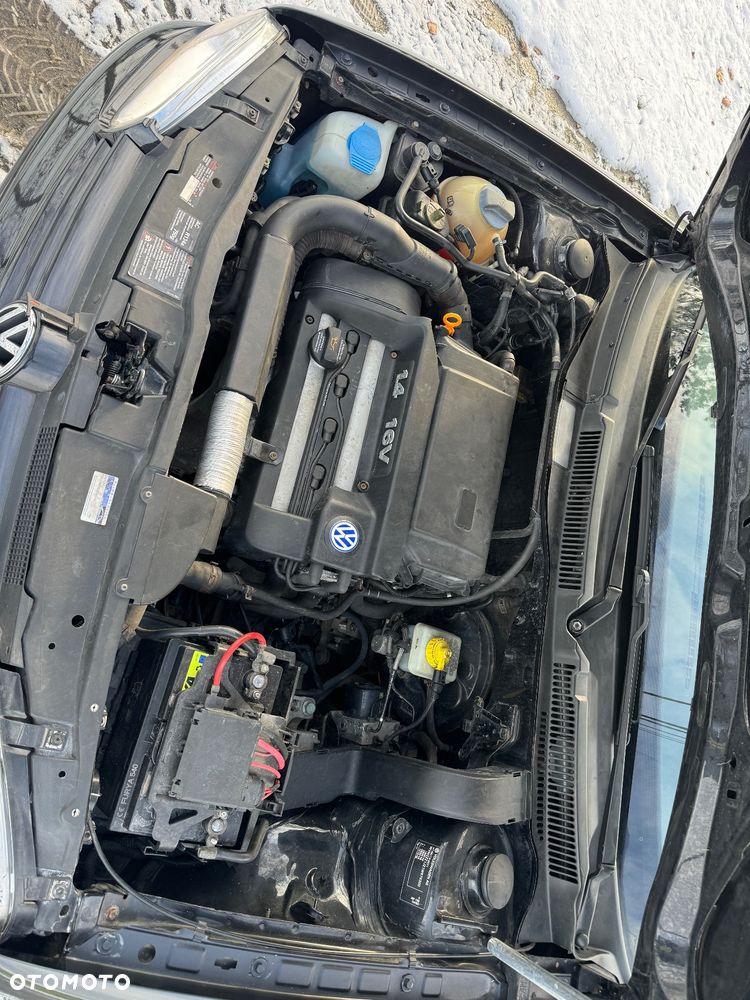 Volkswagen Golf 1.4 16V Trendline - 27