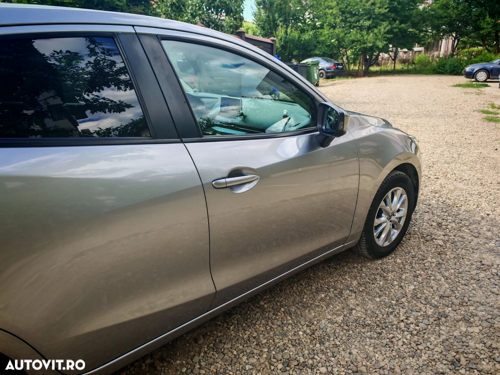 Mazda 2 SKYACTIV-D 105 Center-Line - 5