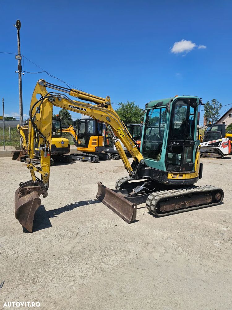 Yanmar VIO38 miniexcavator compact pe senile - 3