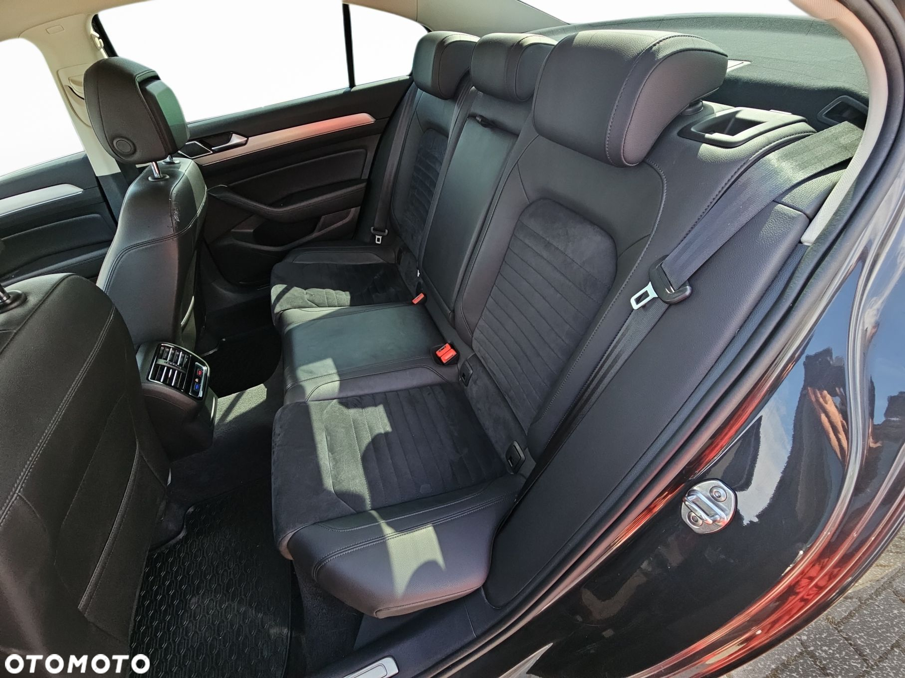 Volkswagen Passat 2.0 TDI BMT Highline DSG - 10
