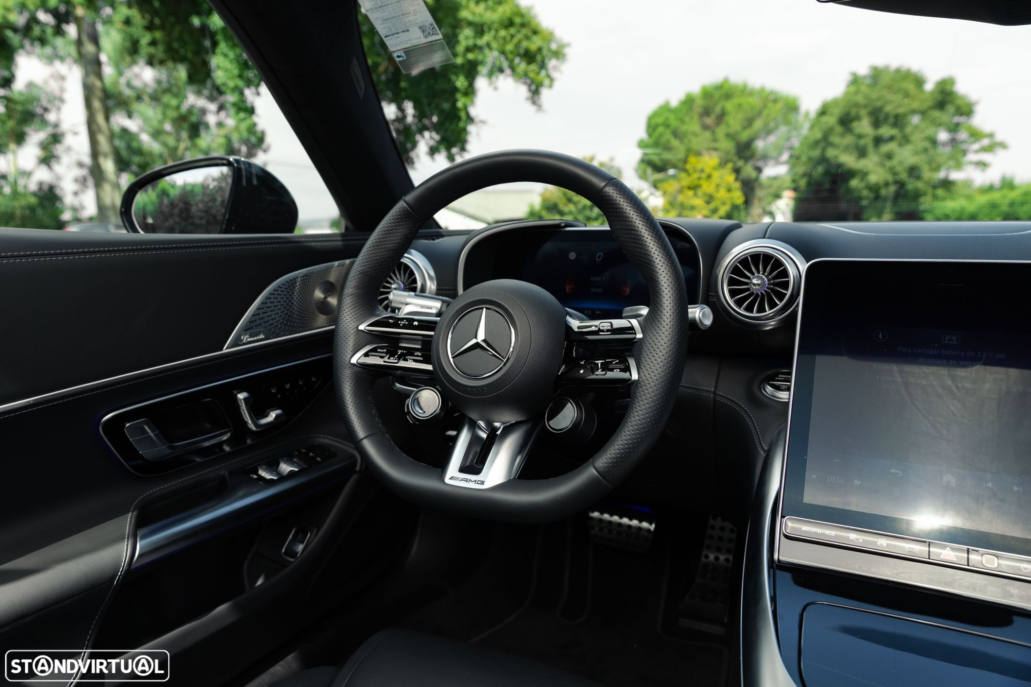 Mercedes-Benz SL 63 AMG 4Matic+ - 30