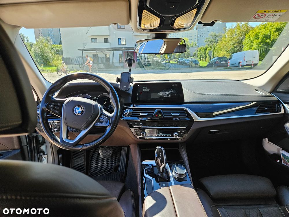 BMW Seria 5 540i GPF xDrive Luxury Line - 17