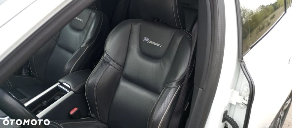 Volvo XC 60 - 25