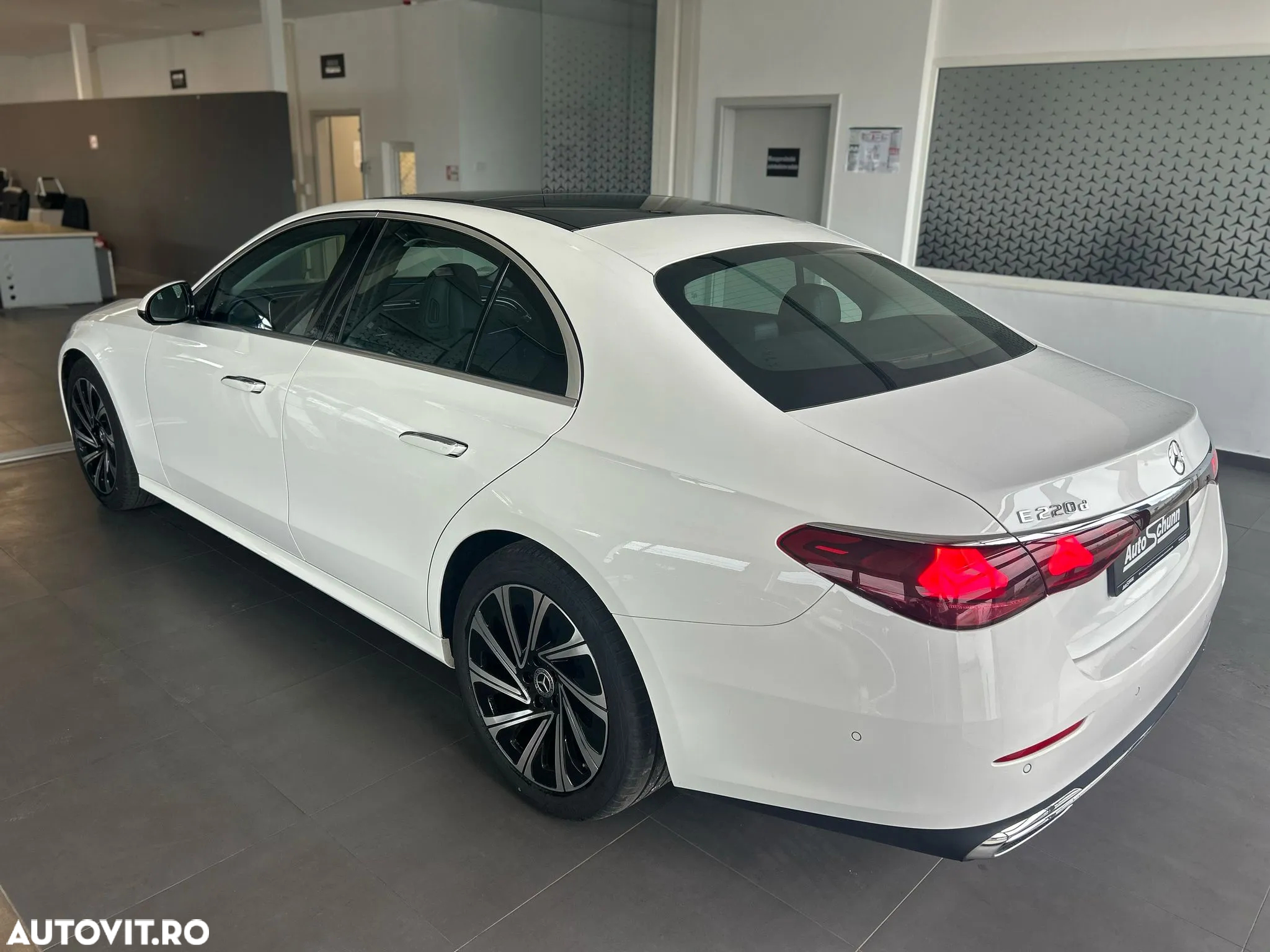 Mercedes-Benz E 220 d 9G-TRONIC Edition AVANTGARDE - 9