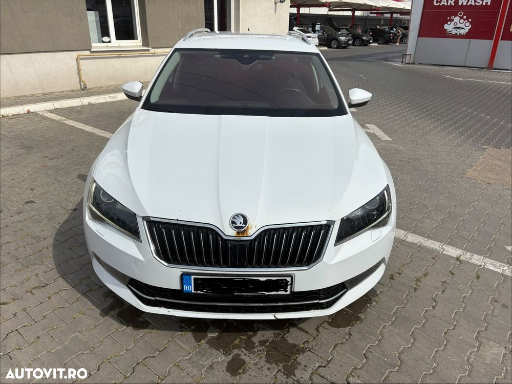 Skoda Superb 2.0 TDI DSG Style - 24