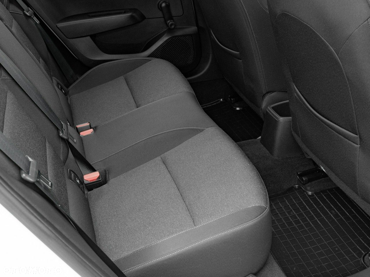 Renault Clio 1.0 TCe Equilibre - 33