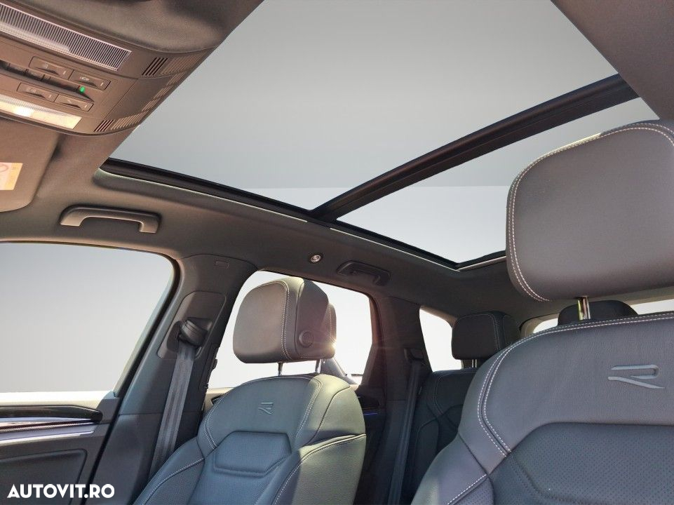 Volkswagen Touareg - 18