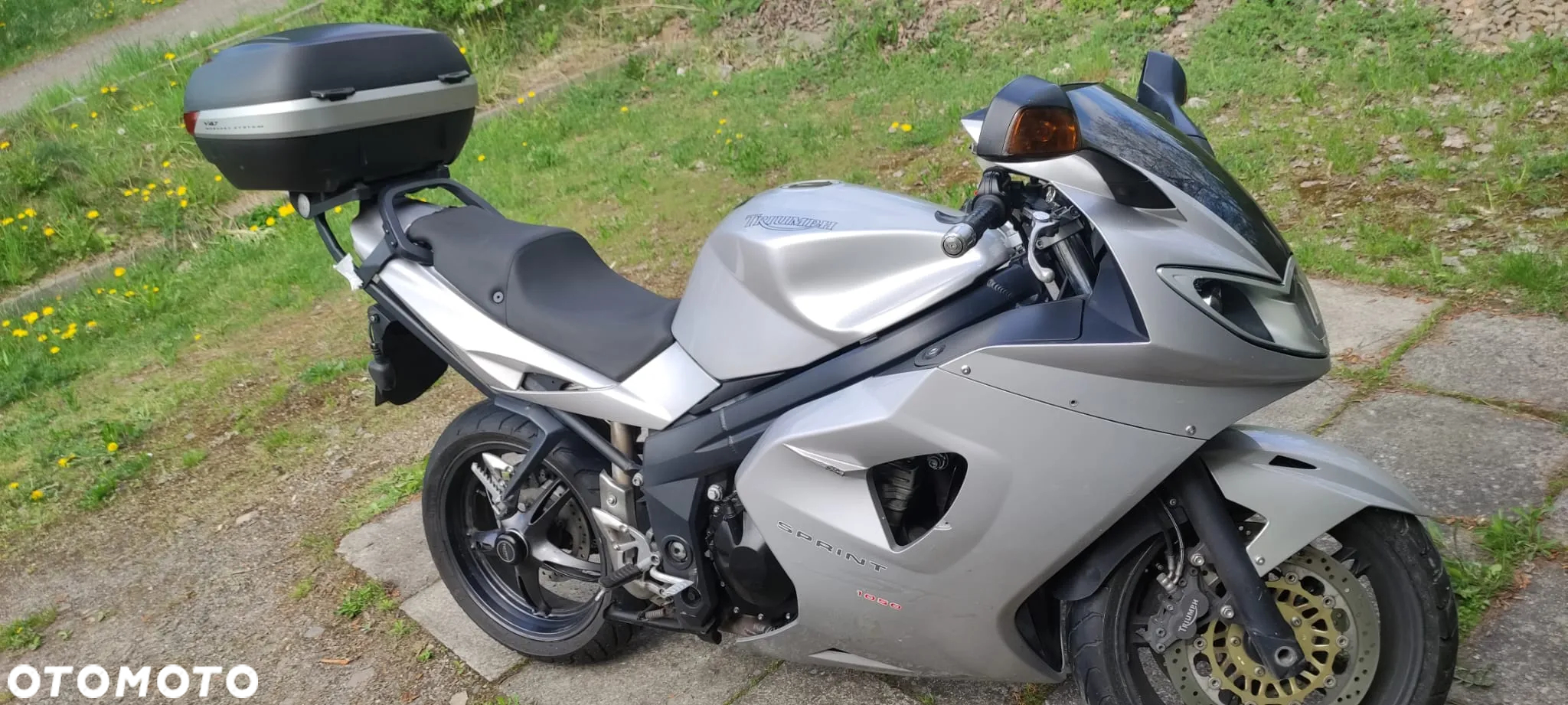 Triumph Sprint - 4