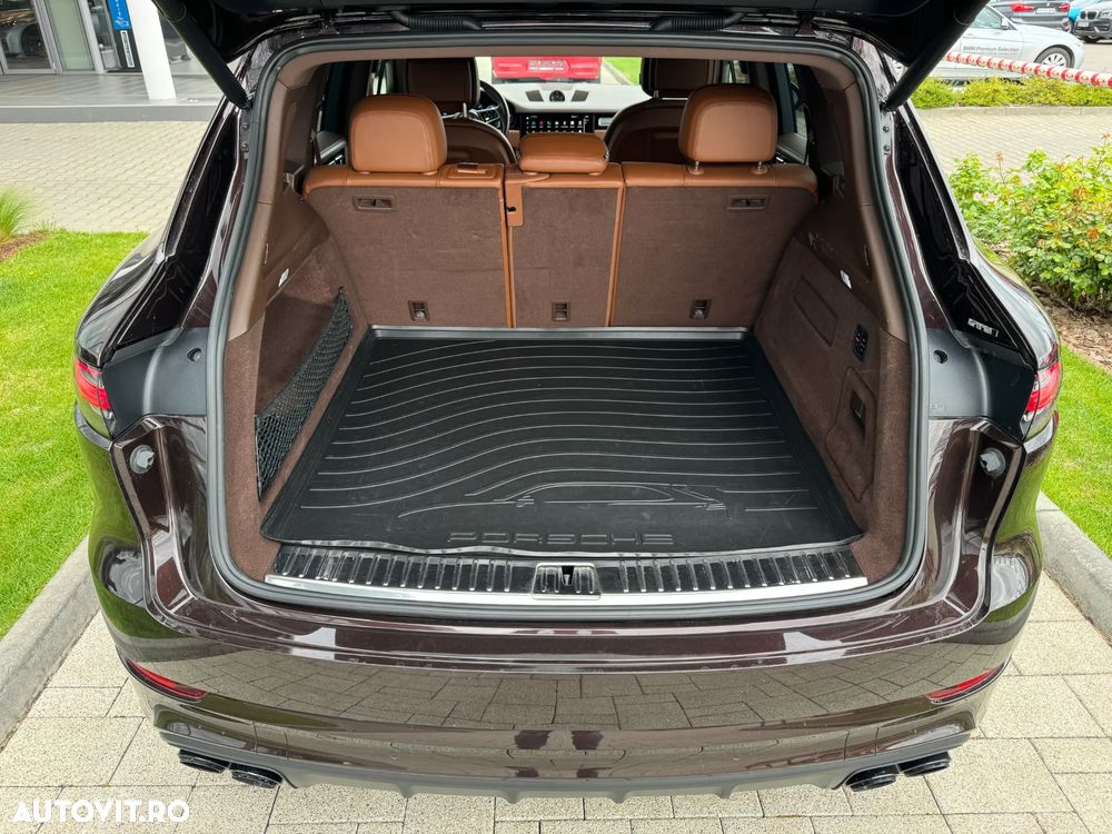 Porsche Cayenne Tiptronic S Platinum Edition - 27