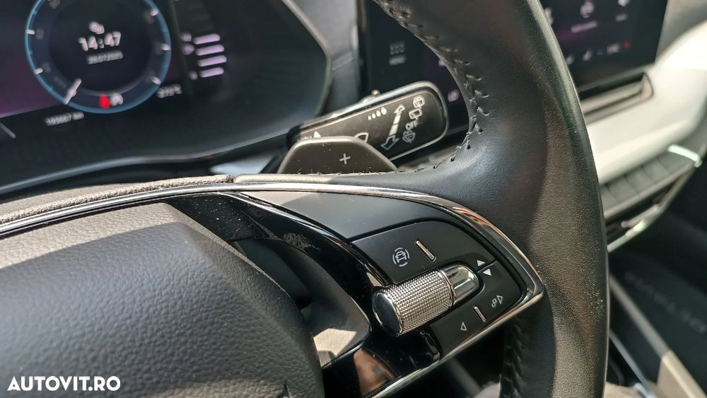 Skoda Octavia Combi 2.0 TDI DSG Style - 30