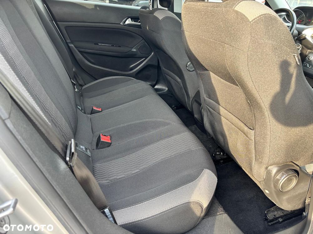 Peugeot 308 - 19