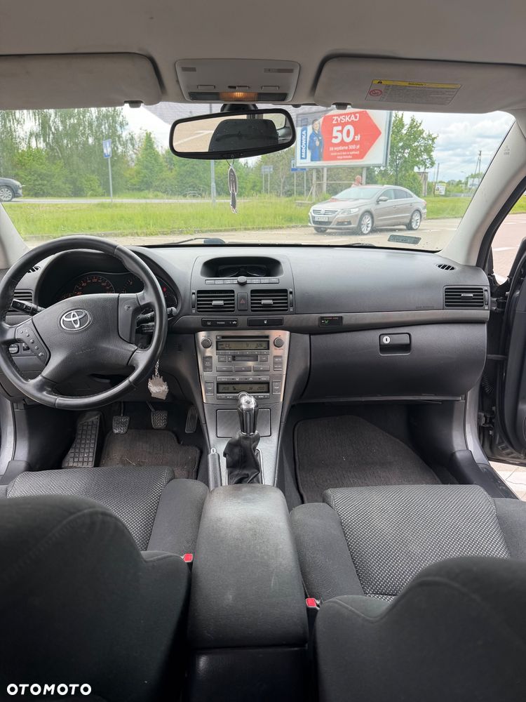 Toyota Avensis 2.0 D-4D Sol - 10