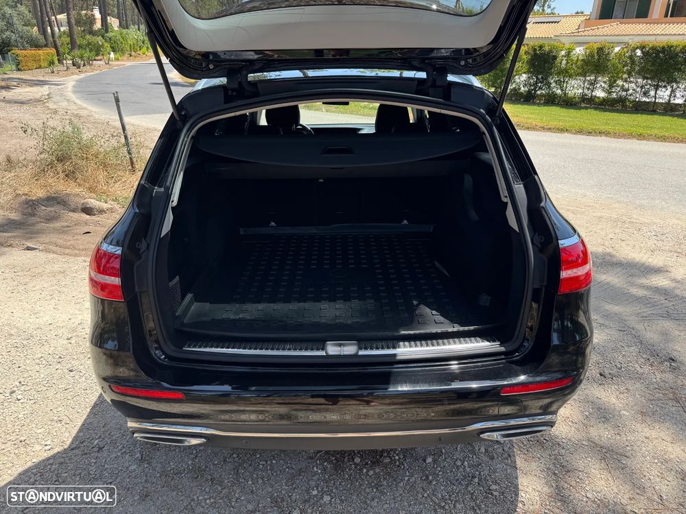 Mercedes-Benz E 220 d 9G-TRONIC AMG Line - 11