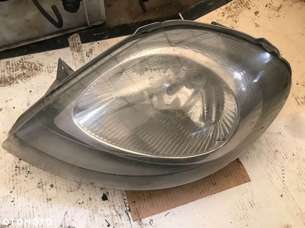 LAMPA PRZEDNIA LEWA VIVARO TRAFIC EUROPA 91165719 - 1