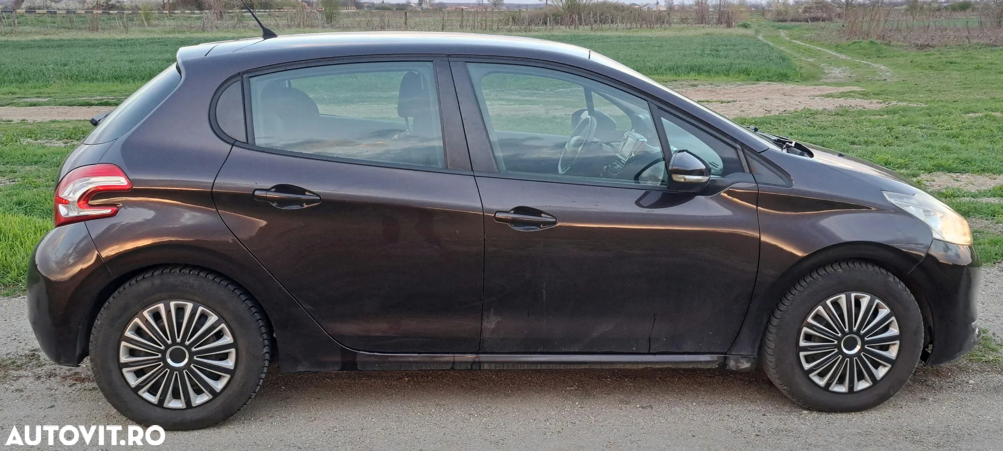 Peugeot 208 1.4 VTi Access - 9