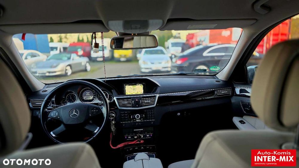 Mercedes-Benz Klasa E - 27