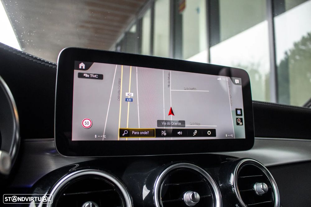 Mercedes-Benz GLC 300 e 4Matic 9G-TRONIC AMG Line - 41