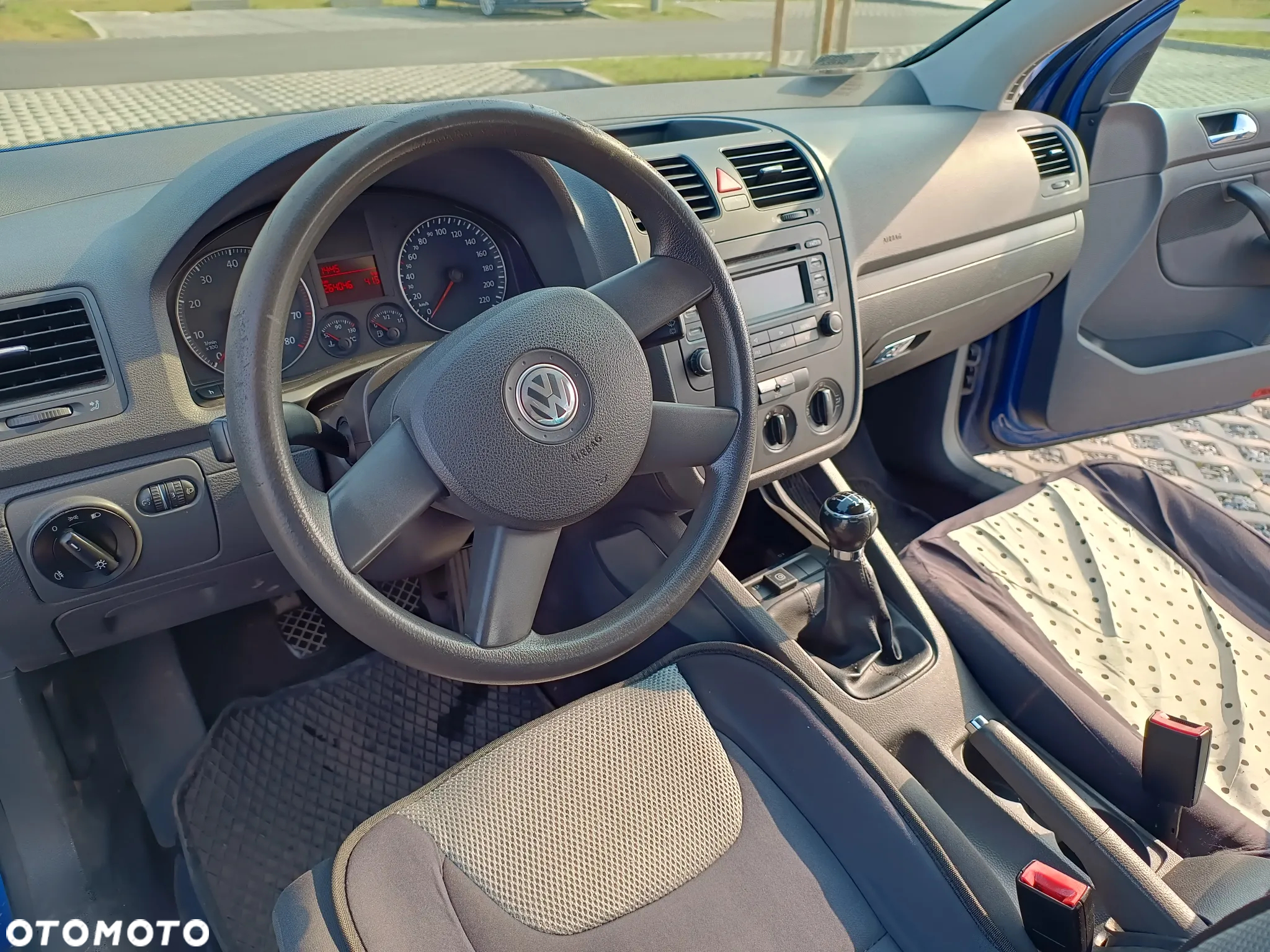 Volkswagen Golf - 8