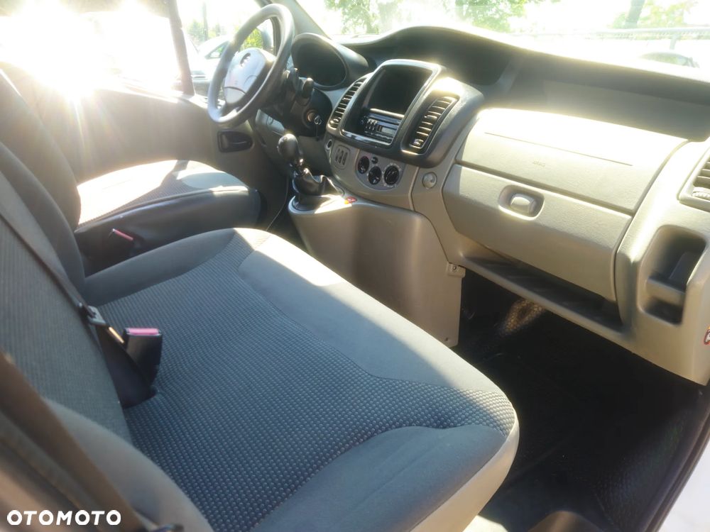 Opel VIVARO - 30