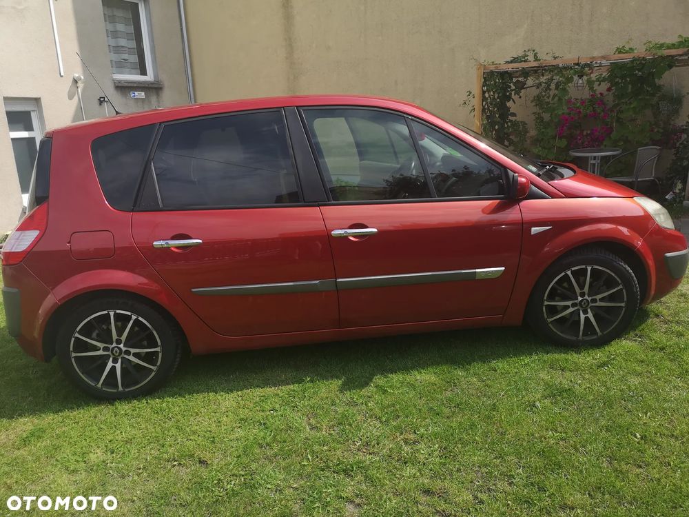 Renault Scenic 1.5 dCi Confort Privilege - 3