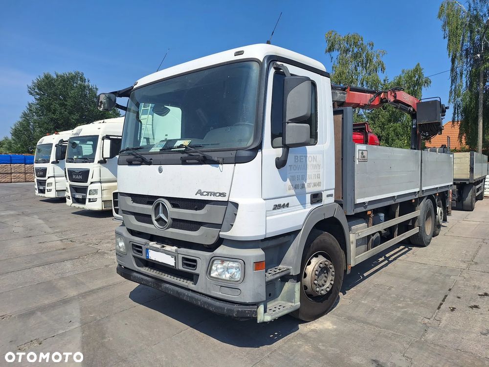 Mercedes-Benz ACTROS - 1