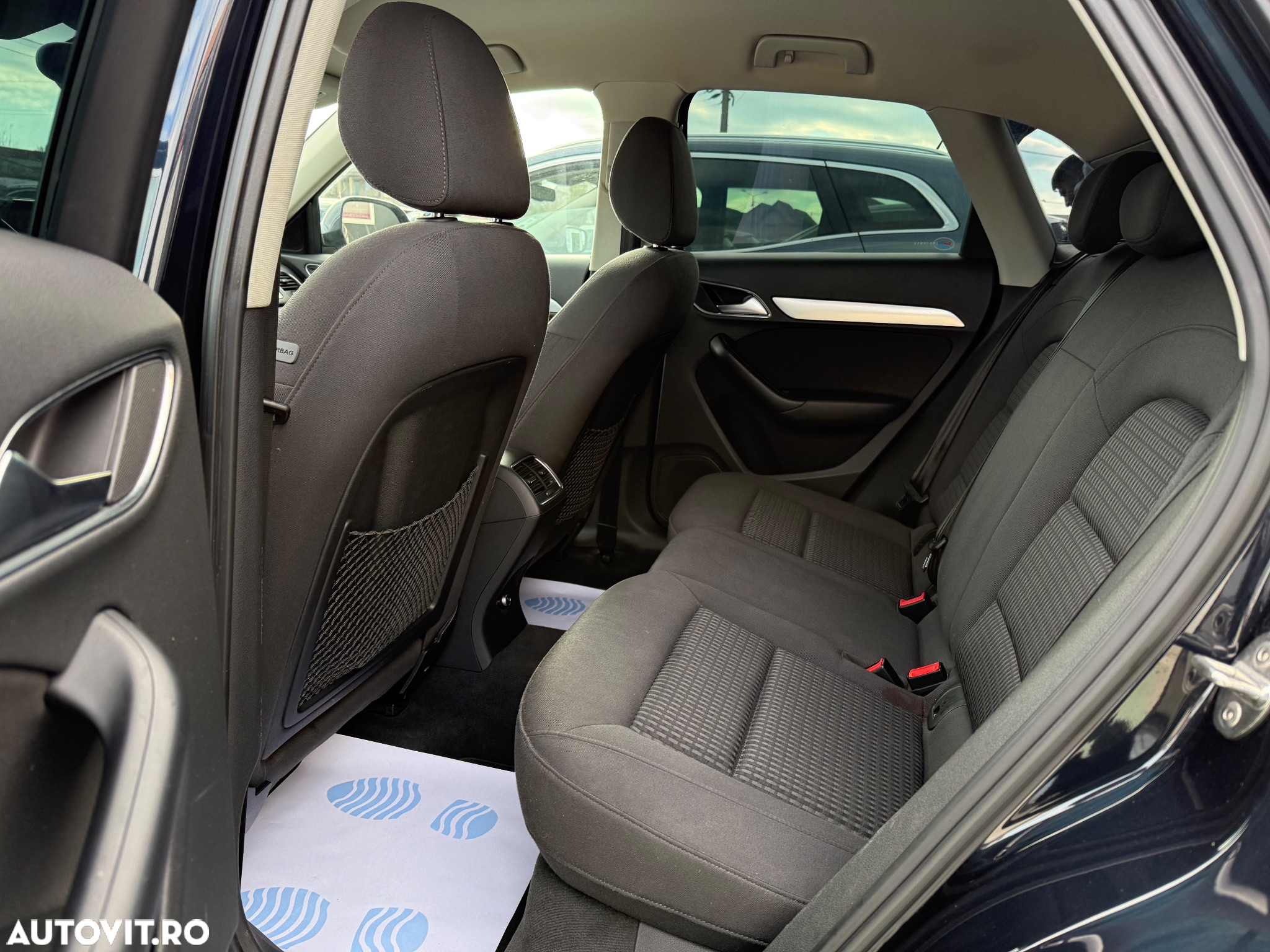 Audi Q3 2.0 TDI Quattro Stronic Design - 7