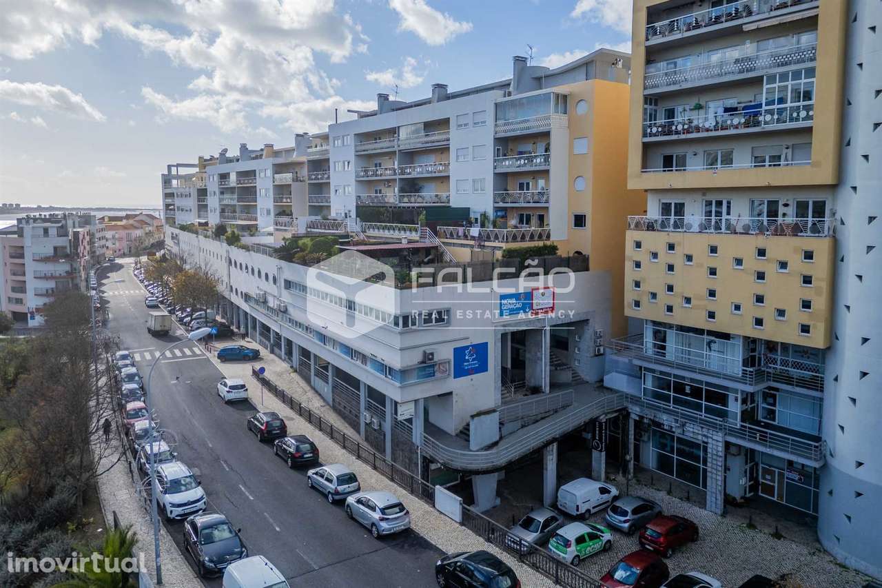 Loja  Venda em Algés, Linda-a-Velha e Cruz Quebrada-Dafundo,Oeiras - Grande imagem: 3/43