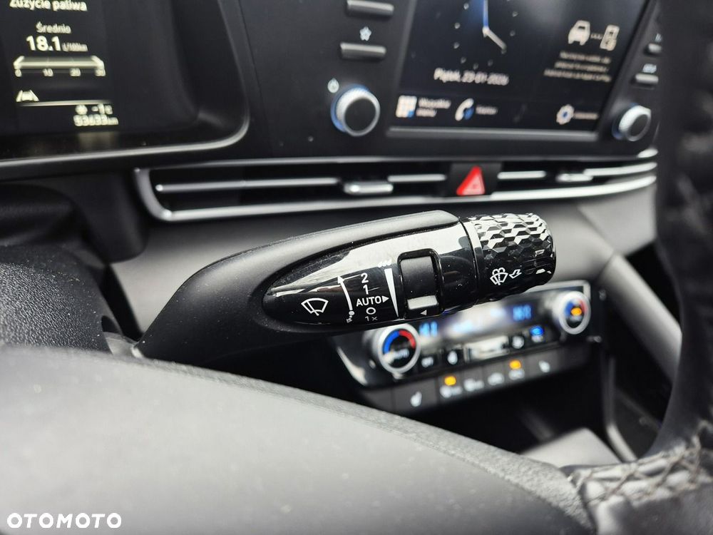 Hyundai Elantra - 20