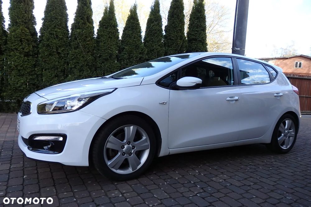 Kia Ceed - 7