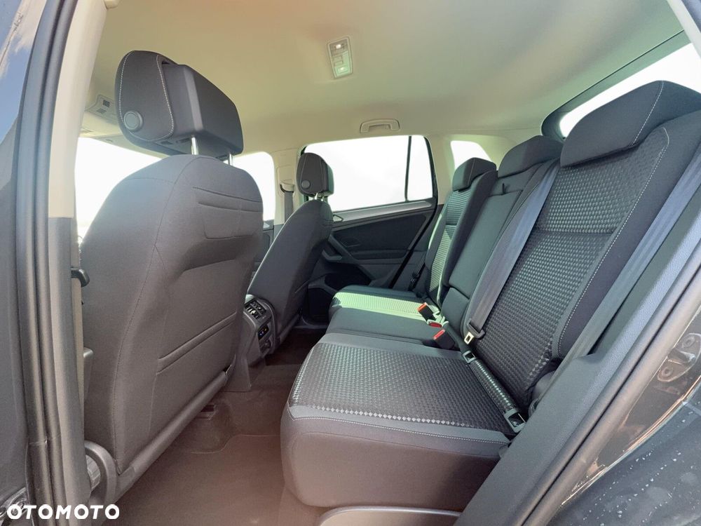 Volkswagen Tiguan - 25