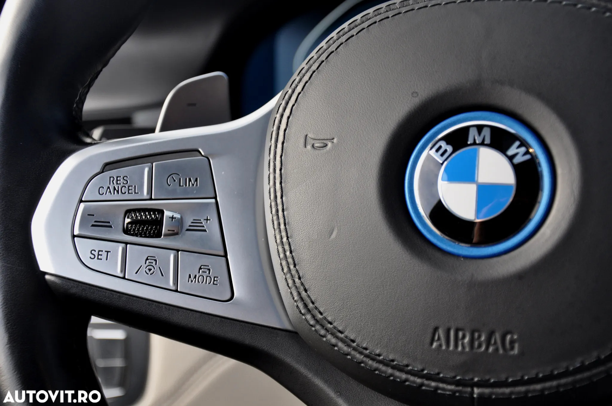 BMW Seria 7 - 27